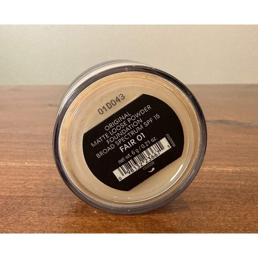 bareMinerals Matte Foundation SPF 15 Fair 01 c10 0.21 oz New No Box
